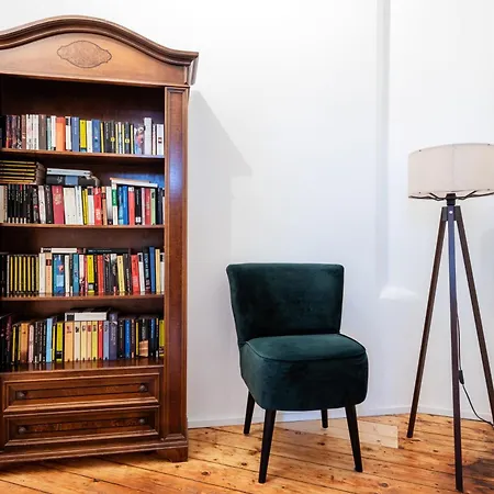 Künstlerzimmer In Der Häselburg - Hanseatische * Gera