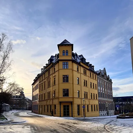 Künstlerzimmer In Der Häselburg - Hanseatische Privatunterkunft
