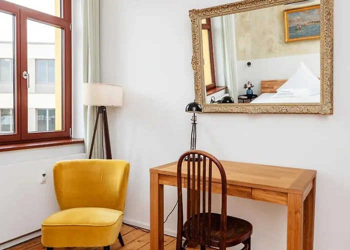 Kuenstlerzimmer In Der Haeselburg - Hanseatische Homestay