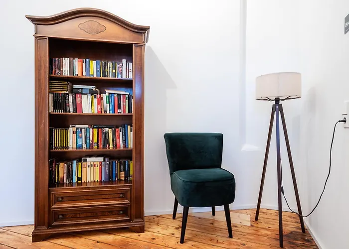 Kuenstlerzimmer In Der Haeselburg - Hanseatische * Gera